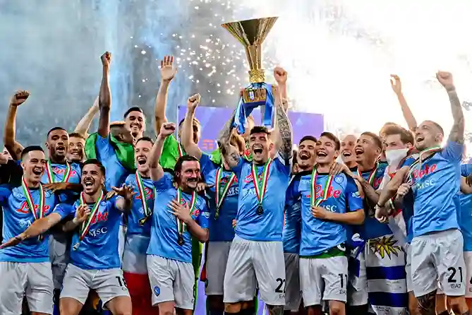 Napoli Juara Liga Italia