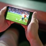 Cara Nonton Live Bola Malam Ini 2026 di HP dengan Mudah