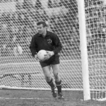 Kiper Legenda Dunia yang Mengubah Cara Menjaga Gawang